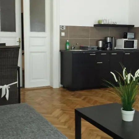 Balcony Appartement *